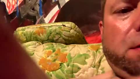 Snapshot of beathismeat99 chatting on 09-16-25, 06:58 Mikes room online show from 09-16-25, 06:58