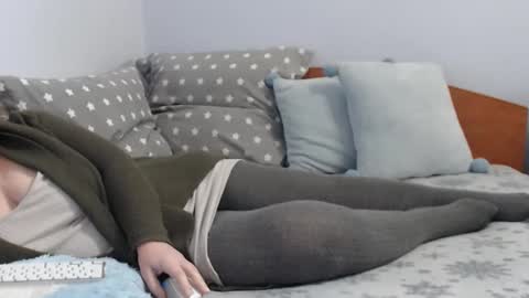 Snapshot of beatrice26 chatting on 12-13-24, 07:21 beatrice26 online show from 12-13-24, 07:21