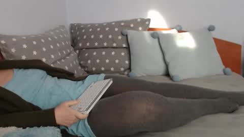 beatrice26 online show from 11-21-25, 12:48