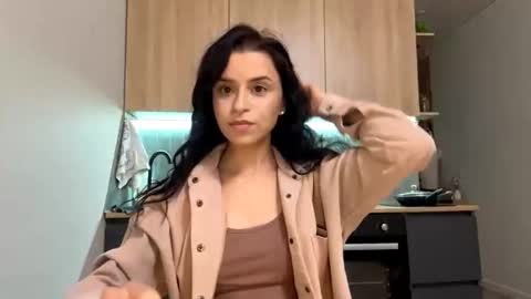 Katie online show from 10-09-25, 09:51