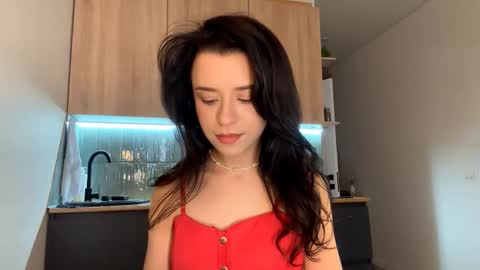 Katie online show from 10-31-25, 08:15