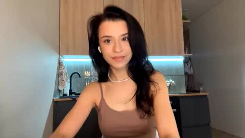 Katie online show from 11-09-25, 06:12