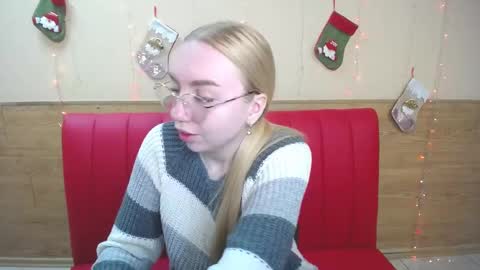 BeatriceFlyy online show from 12-28-24, 09:20