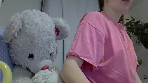 Snapshot of beatricetender chatting on 03-06-25, 07:10 BeatriceTender online show from 03-06-25, 07:10