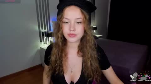 BeatriceWild online show from 10-09-25, 11:41