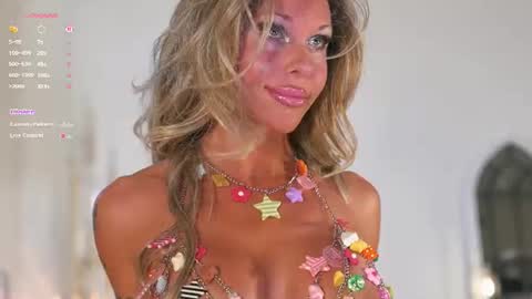 Snapshot of beatrix_rich chatting on 06-13-26, 07:01 beatrix_rich online show from 06-13-26, 07:01