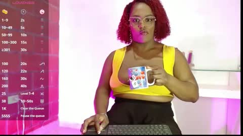 Beatzie online show from 10-28-25, 03:04