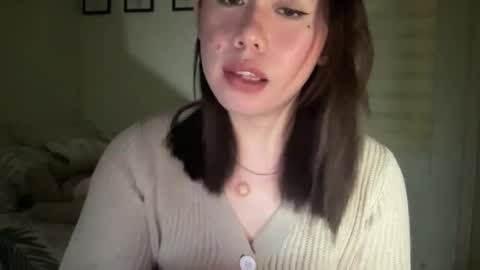 Snapshot of beautiful_lust69 chatting on 12-02-24, 05:15 Sweet Aya online show from 12-02-24, 05:15