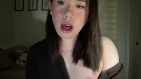 Snapshot of beautiful_lust69 chatting on 01-01-25, 02:09 Sweet Aya online show from 01-01-25, 02:09