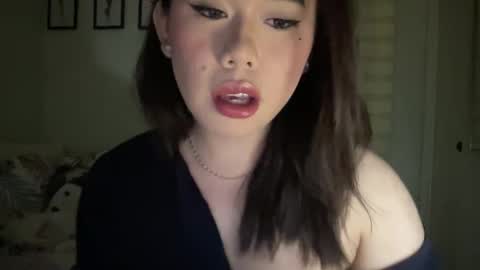 Snapshot of beautiful_lust69 chatting on 03-03-25, 02:04 Sweet Aya online show from 03-03-25, 02:04