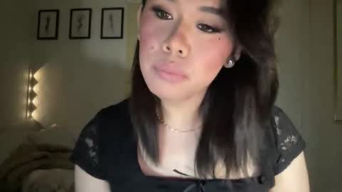 Snapshot of beautiful_lust69 chatting on 10-19-25, 04:57 Sweet Aya online show from 10-19-25, 04:57