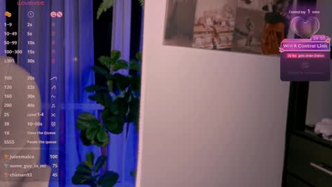 Snapshot of beautifulchleo chatting on 02-28-25, 05:26 Chleo online show from 02-28-25, 05:26