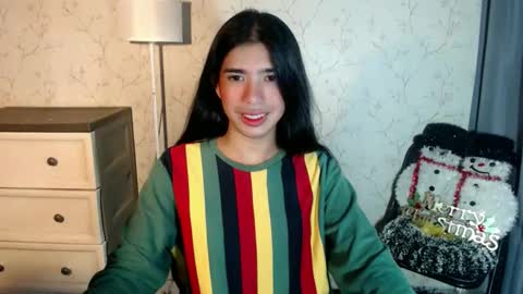 Snapshot of beautifultrixie chatting on 12-20-25, 06:37 TRIXIE online show from 12-20-25, 06:37