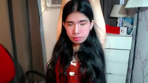 Snapshot of beautifultrixie chatting on 02-19-26, 02:40 TRIXIE online show from 02-19-26, 02:40