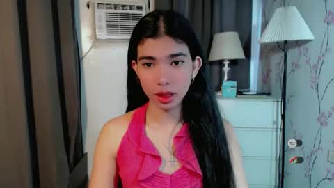 Snapshot of beautifultrixie chatting on 02-28-26, 04:57 TRIXIE online show from 02-28-26, 04:57