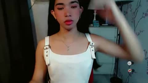 Snapshot of beautifultrixie chatting on 03-02-26, 01:41 TRIXIE online show from 03-02-26, 01:41