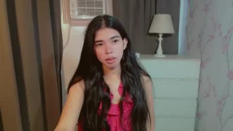Snapshot of beautifultrixie chatting on 04-10-26, 03:56 TRIXIE online show from 04-10-26, 03:56