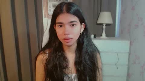 Snapshot of beautifultrixie chatting on 04-12-26, 02:16 TRIXIE online show from 04-12-26, 02:16