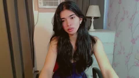 Snapshot of beautifultrixie chatting on 04-18-26, 02:15 TRIXIE online show from 04-18-26, 02:15