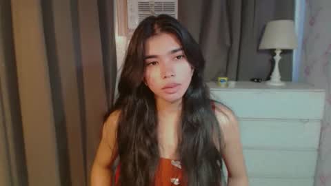 Snapshot of beautifultrixie chatting on 04-24-26, 04:15 TRIXIE online show from 04-24-26, 04:15