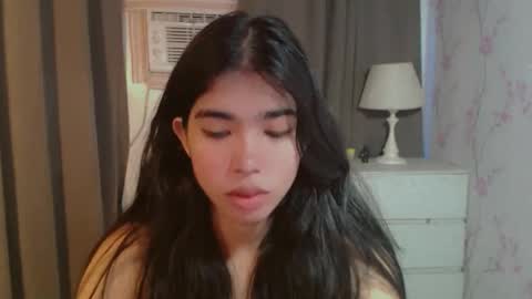 Snapshot of beautifultrixie chatting on 05-05-26, 03:36 TRIXIE online show from 05-05-26, 03:36