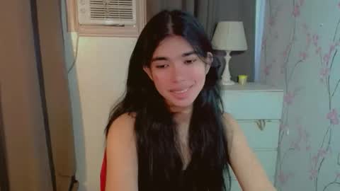 Snapshot of beautifultrixie chatting on 05-12-26, 04:53 TRIXIE online show from 05-12-26, 04:53
