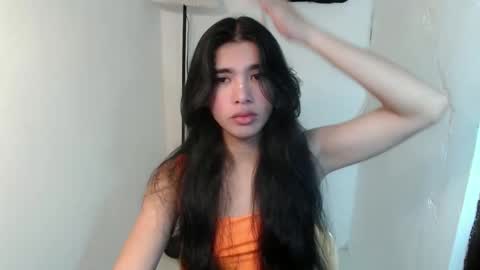 Snapshot of beautifultrixie chatting on 05-21-26, 07:15 TRIXIE online show from 05-21-26, 07:15