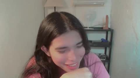 Snapshot of beautifultrixie chatting on 05-29-26, 06:55 TRIXIE online show from 05-29-26, 06:55