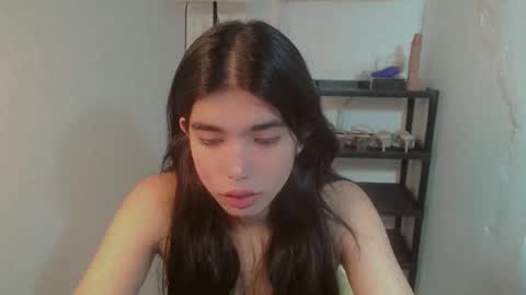 Snapshot of beautifultrixie chatting on 06-01-26, 10:17 TRIXIE online show from 06-01-26, 10:17