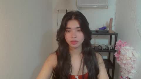 Snapshot of beautifultrixie chatting on 06-02-26, 06:04 TRIXIE online show from 06-02-26, 06:04