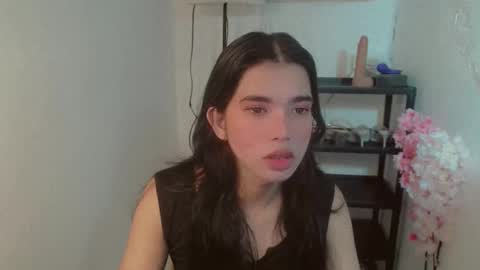 Snapshot of beautifultrixie chatting on 06-03-26, 07:55 TRIXIE online show from 06-03-26, 07:55