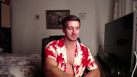 Snapshot of beauty_hard_beast chatting on 09-17-25, 02:46 Mia and Jake online show from 09-17-25, 02:46