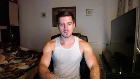 Snapshot of beauty_hard_beast chatting on 10-06-25, 01:14 Mia and Jake online show from 10-06-25, 01:14