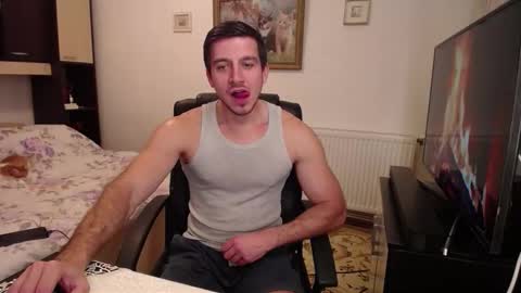 Snapshot of beauty_hard_beast chatting on 11-08-25, 01:22 Mia and Jake online show from 11-08-25, 01:22