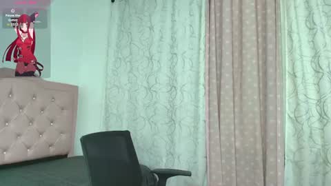 lana online show from 07-12-26, 10:06