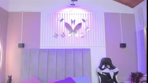 Chantall online show from 06-13-26, 03:37