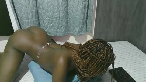 Amara online show from 04-14-26, 06:47