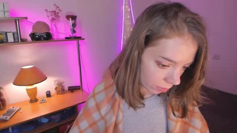 Snapshot of beautyeliise chatting on 12-03-24, 11:01 Eliise online show from 12-03-24, 11:01