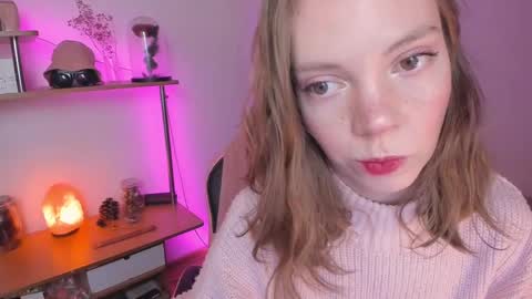 Snapshot of beautyeliise chatting on 02-14-25, 02:33 Eliise online show from 02-14-25, 02:33