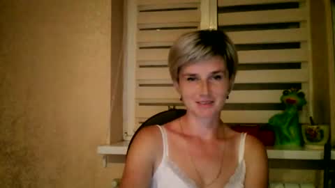 Snapshot of beautyksenia chatting on 09-08-25, 06:29 BeautyKsenia online show from 09-08-25, 06:29