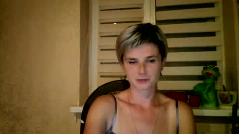 Snapshot of beautyksenia chatting on 09-09-25, 06:51 BeautyKsenia online show from 09-09-25, 06:51