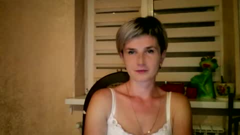 Snapshot of beautyksenia chatting on 09-16-25, 06:20 BeautyKsenia online show from 09-16-25, 06:20