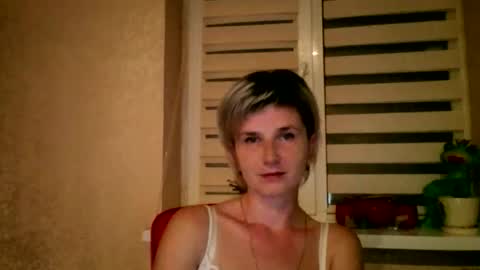Snapshot of beautyksenia chatting on 10-08-25, 07:44 BeautyKsenia online show from 10-08-25, 07:44