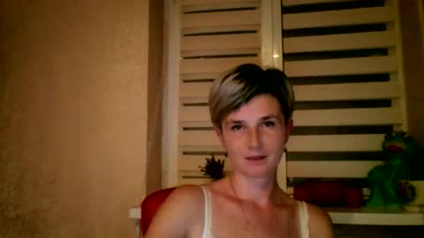 Snapshot of beautyksenia chatting on 10-14-25, 07:03 BeautyKsenia online show from 10-14-25, 07:03