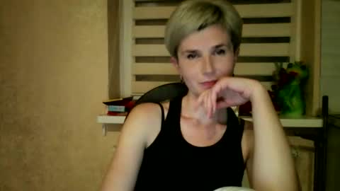 Snapshot of beautyksenia chatting on 03-11-26, 08:59 BeautyKsenia online show from 03-11-26, 08:59