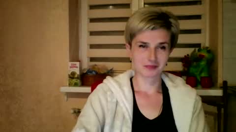 Snapshot of beautyksenia chatting on 04-06-26, 07:04 BeautyKsenia online show from 04-06-26, 07:04