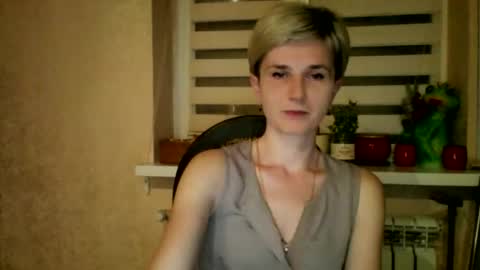 Snapshot of beautyksenia chatting on 04-30-26, 07:42 BeautyKsenia online show from 04-30-26, 07:42