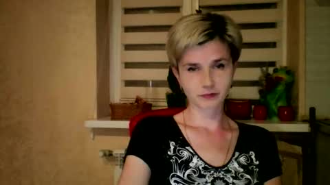 Snapshot of beautyksenia chatting on 05-05-26, 07:22 BeautyKsenia online show from 05-05-26, 07:22