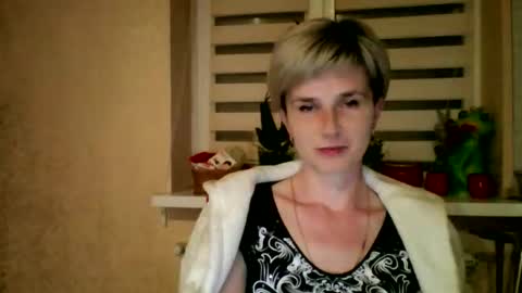 Snapshot of beautyksenia chatting on 05-06-26, 07:08 BeautyKsenia online show from 05-06-26, 07:08