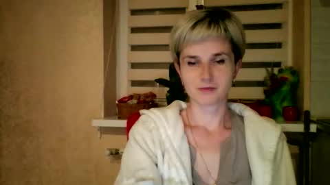 Snapshot of beautyksenia chatting on 05-14-26, 07:20 BeautyKsenia online show from 05-14-26, 07:20